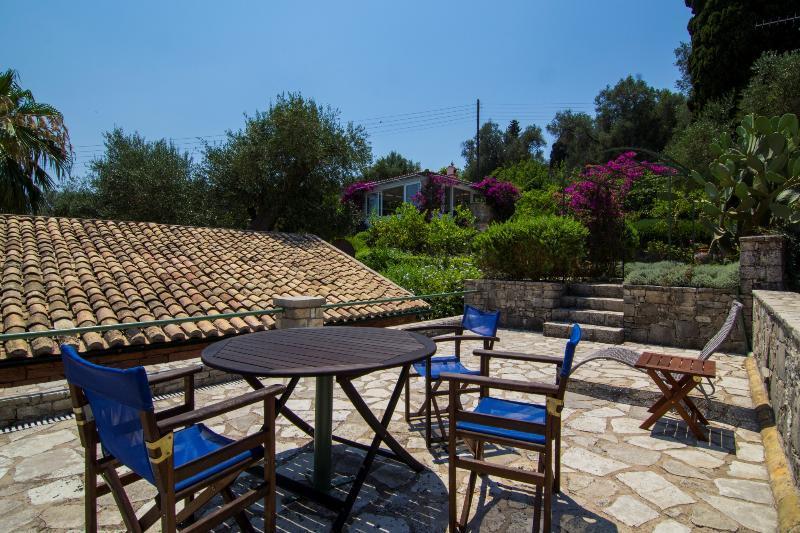Kiparissi Villa Kourtaiika Luaran gambar
